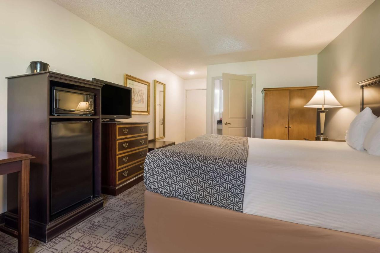 Hotel Surestay By Western 3*