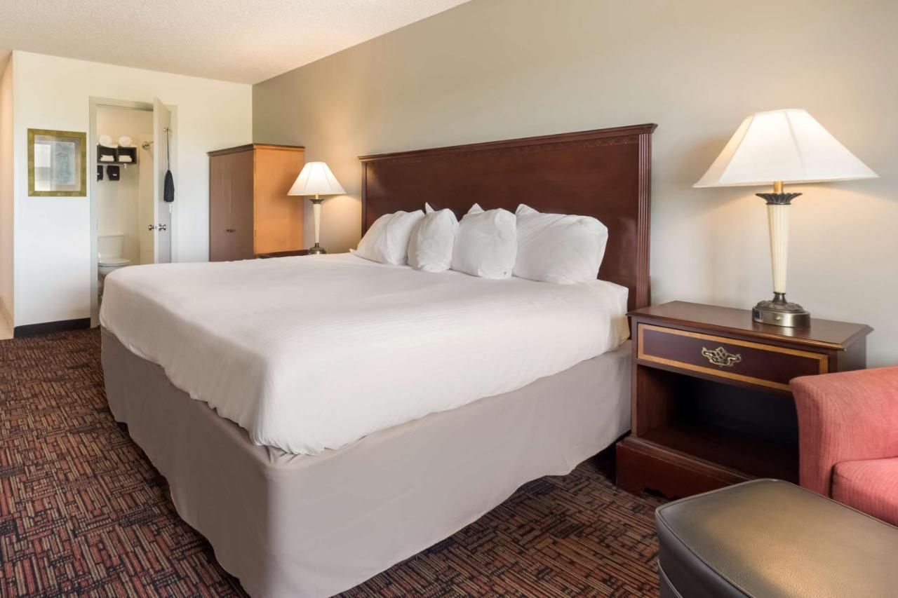 Hotel Surestay By Western