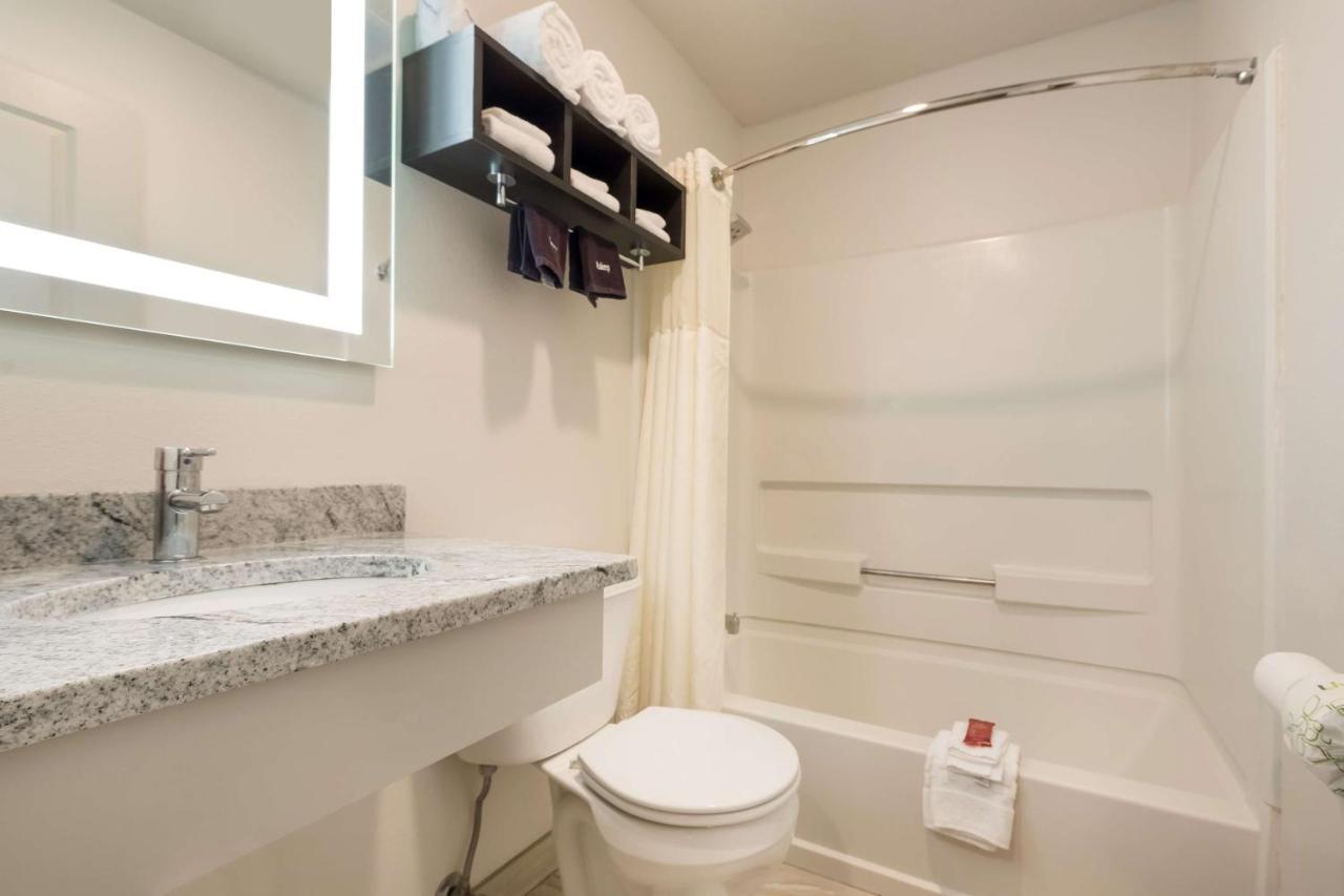 Hotel Surestay By Western 3*