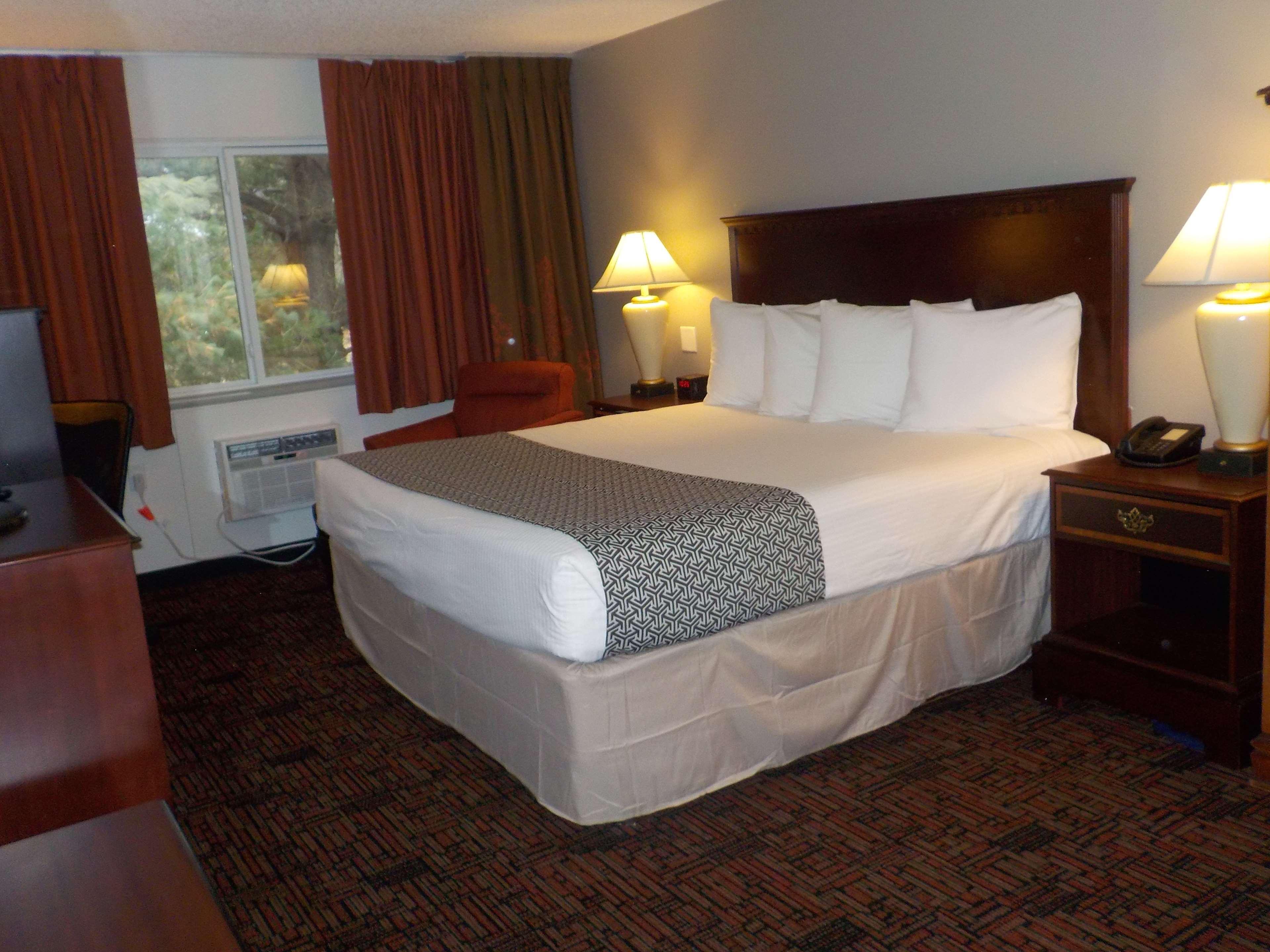 Surestay By Western 3* Thomson