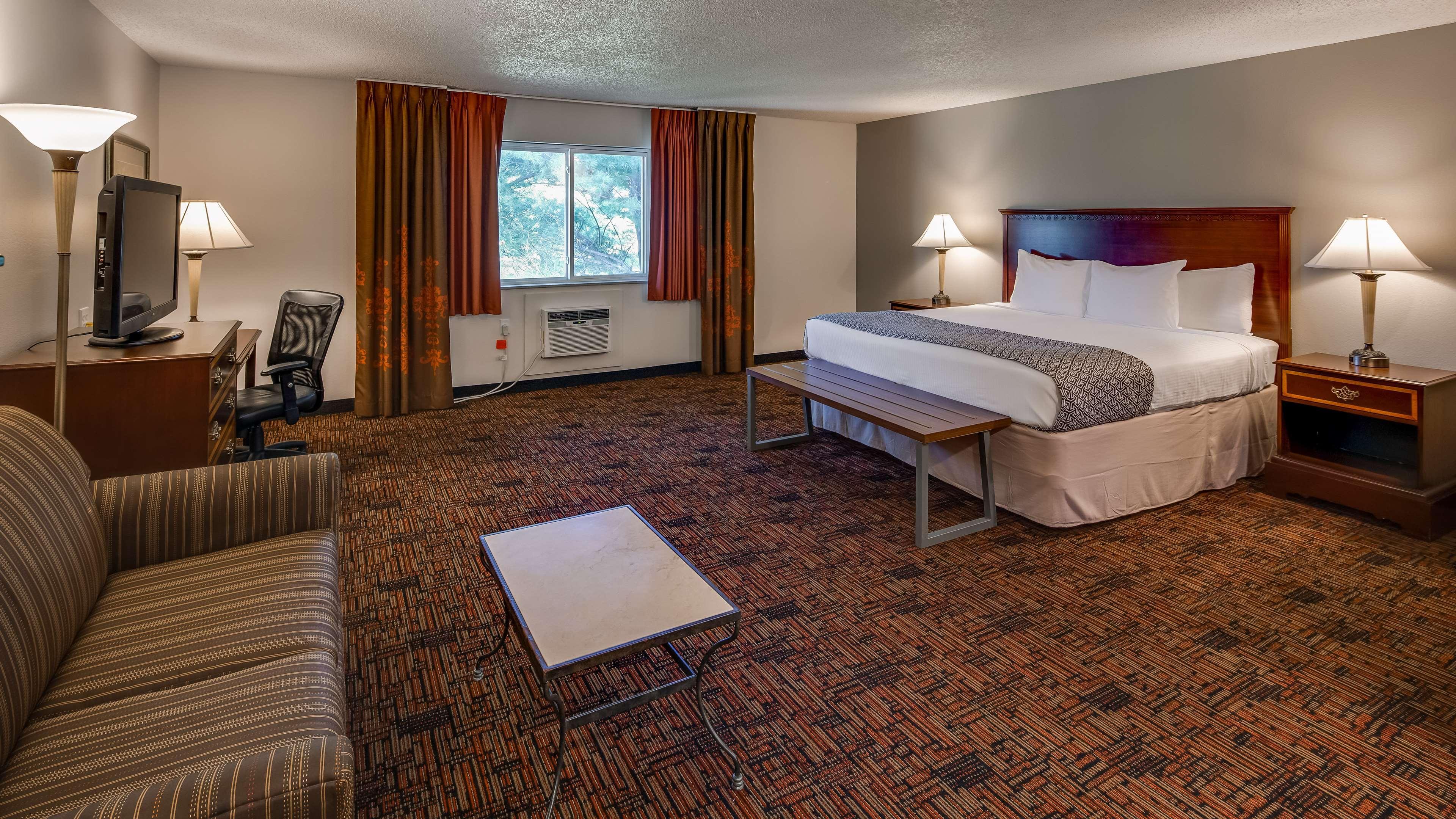 Surestay By Western Hotel