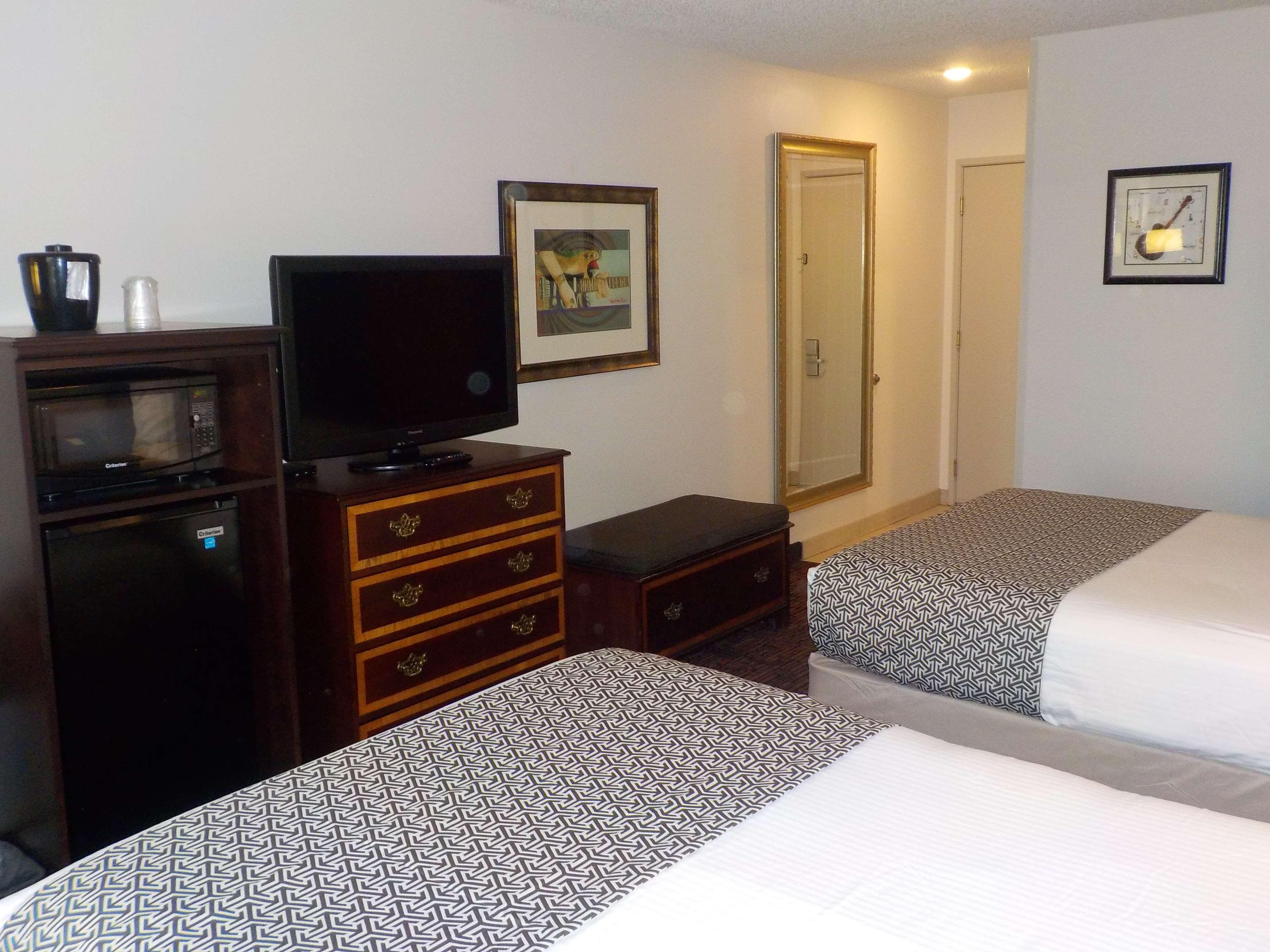 Surestay By Western Hotel 3*